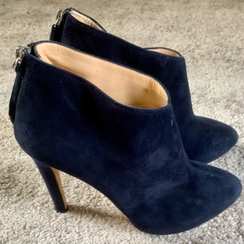 SALE 🙌 GORGEOUS Booties